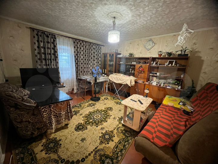 2-к. квартира, 50 м², 1/3 эт.