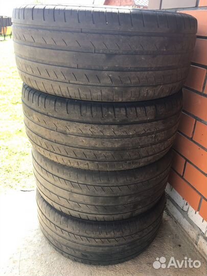 Cachland CH-861 245/40 R18 97
