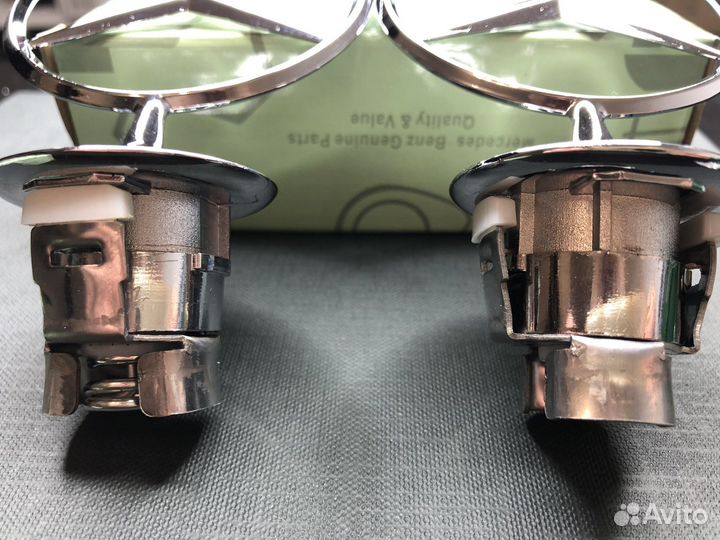 Значок mercedes на капот