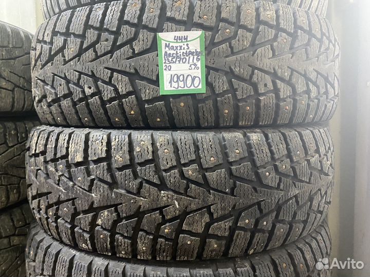 Maxxis ArcticTrekker NP3 235/70 R16