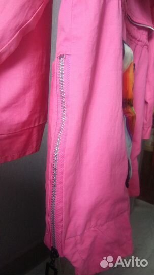 Ветровка для девочки