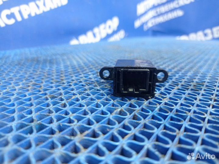 Кнопка Trip Hyundai I30 хэтчбек 2010