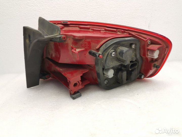 Задний левый фонарь Audi A4 B8