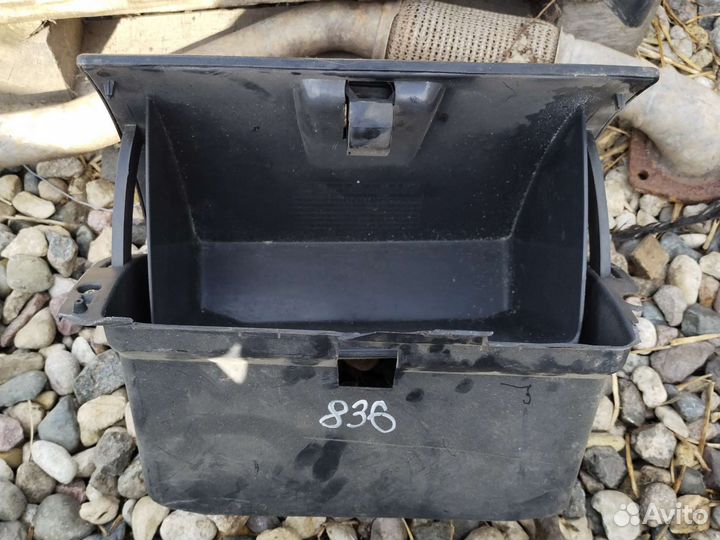 Бардачок для Lifan Breez