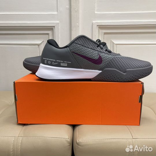 Теннисные кроссовки Nike Court AirZoom Vapor Pro 2