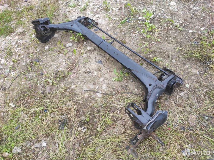 Балка подвески задняя Audi A4 B5