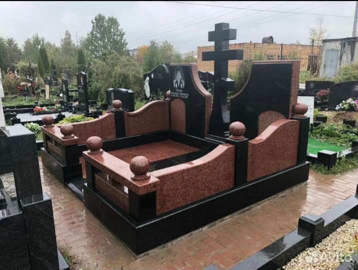 Мемориальные комплексы