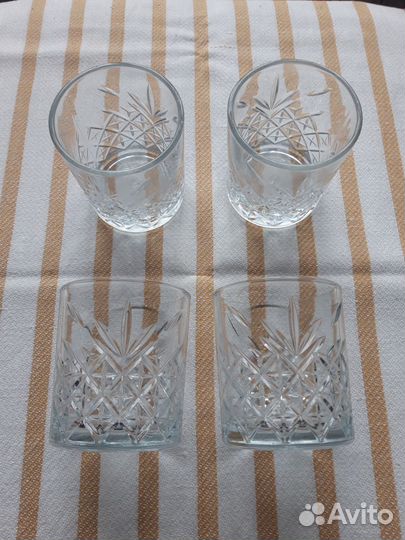 Набор стаканов в упаковке