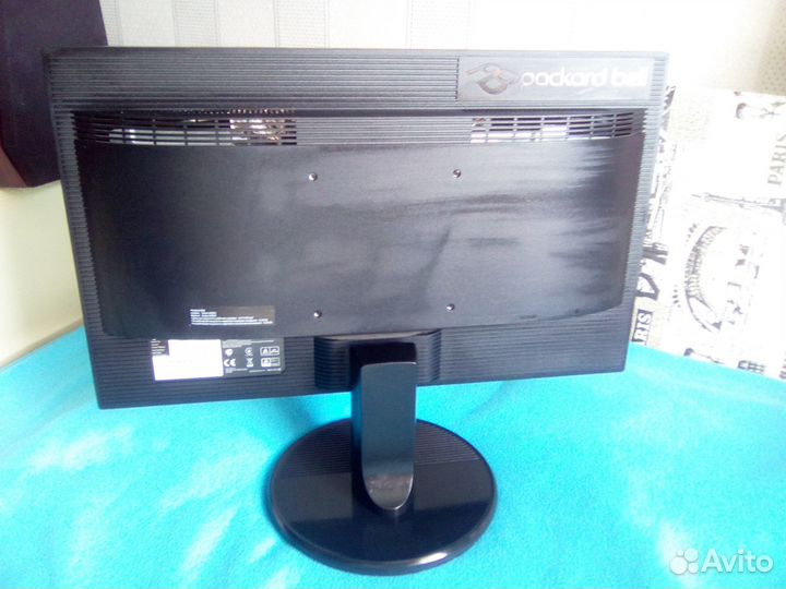 48,3см Packard Bell, White LED, динамич. контраст