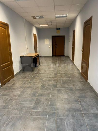 Продам помещение свободного назначения, 300 м²