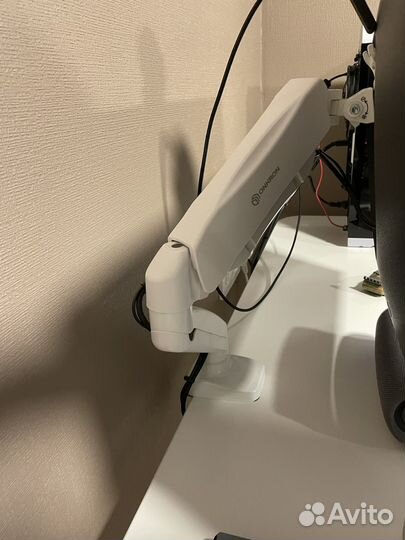 Монитор Samsung 28“ U28R550UQI