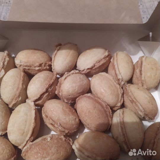 Орешки со сгущенкой и грецким орехом внутри