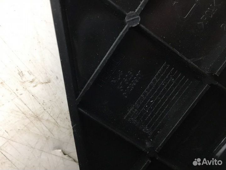 Кронштейн бампера передний правый Geely Atlas