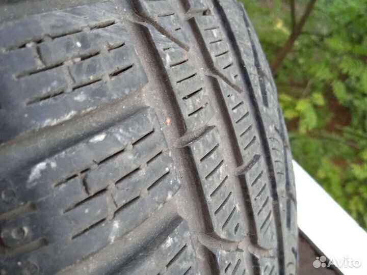 Pirelli Winter Sottozero 210 225/45 R17 94