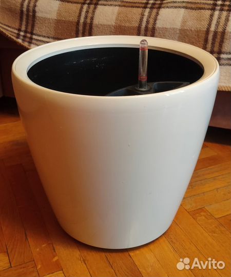 Цветочный горшок, кашпо с авто поливом
