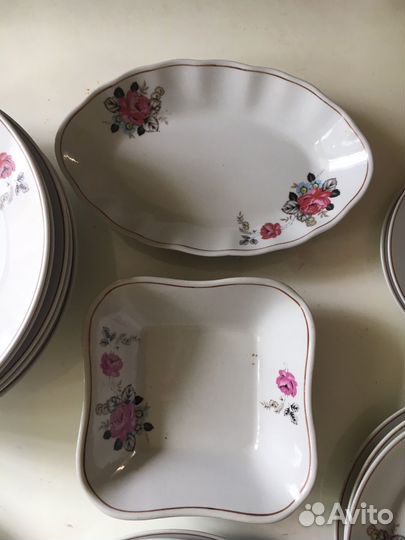 Сервиз столовый D.P.R.K