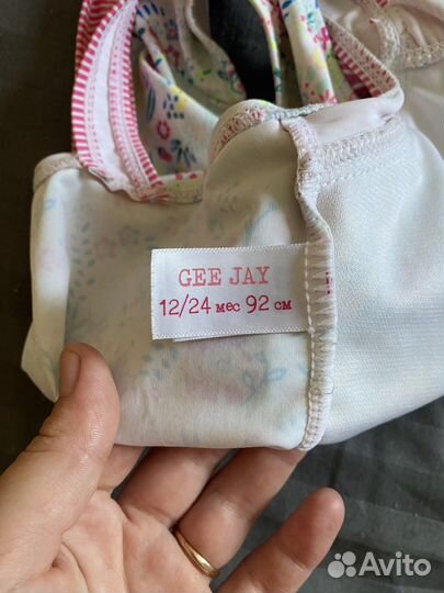 Купальник слитный на девочку. 92 12-24