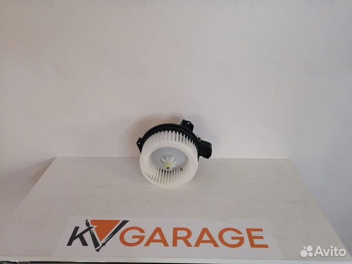 Мотор отопителя салона nissan bluebird 91-01