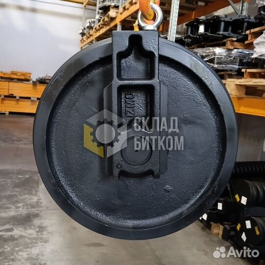 Колесо направляющее / ленивец Hyundai R290LC-9A