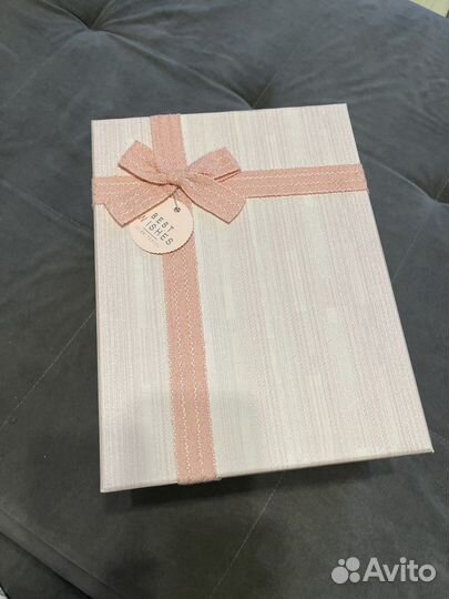 Коробка подарочная