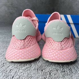 Deerupt neon pink sale