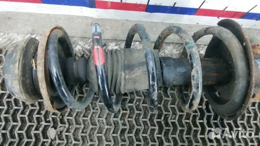 Стойка передняя правая dacia duster 1 (4KL10N501)