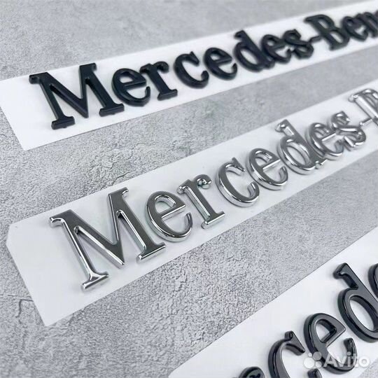 Шильдик mercedes-benz