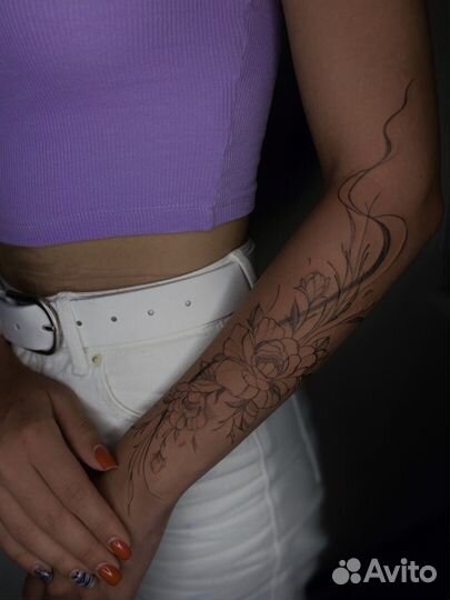 Тату мастер в студии