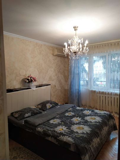 2-к. квартира, 56 м², 2/5 эт.