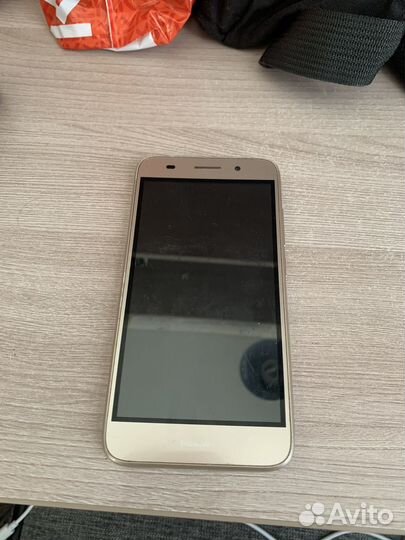 HUAWEI Y3 2017, 8 ГБ