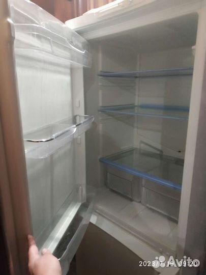 Холодильник 170 см. б/у