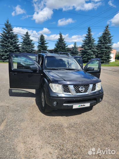 Nissan Navara 2.5 AT, 2006, 350 000 км