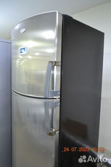 Холодильник 