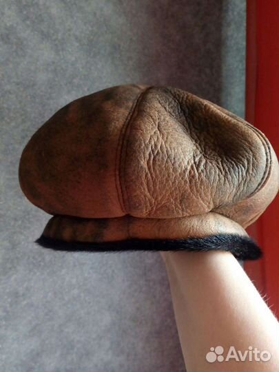 Берет женский