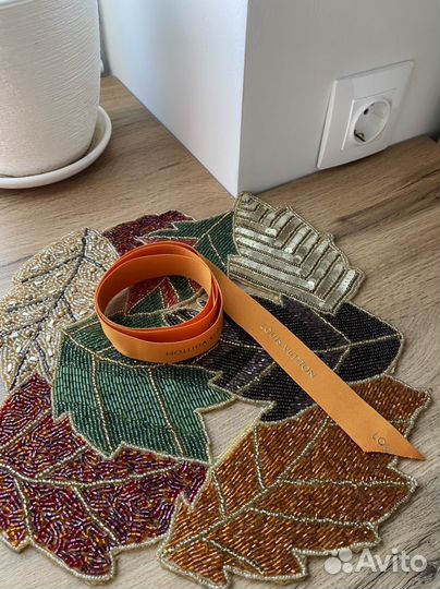 Коробочка, пыльник и пакет Louis Vuitton