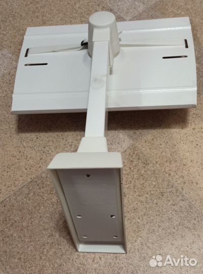 Кронштейн под телевизор поворотный