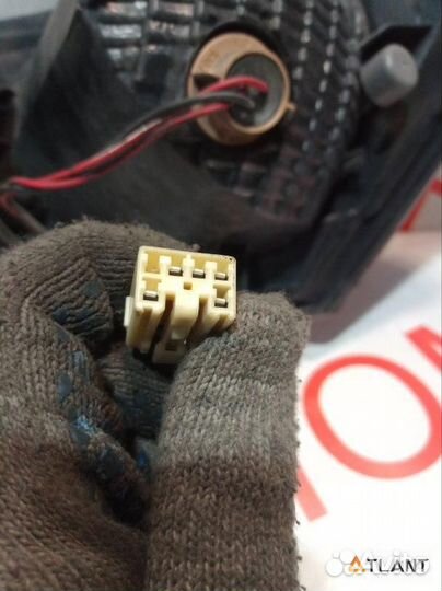 Стоп-сигнал задний левый toyota BB