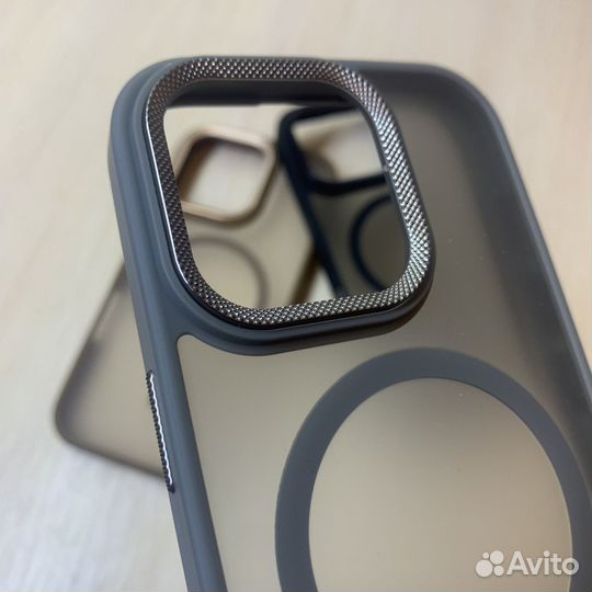 Чехол на iPhone 16 Pro MagSafe MetSafe серый