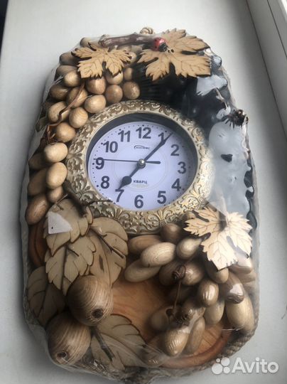 Часы настенные новые