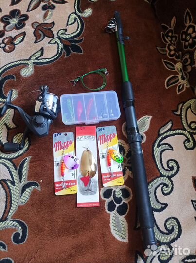 Телескопический спиннинг, снасти