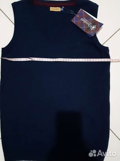 Новый школьный жилет для мальчика (школьная форма)