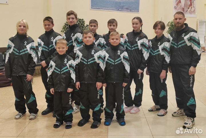 Ветрозащитный костюм на команду на заказ