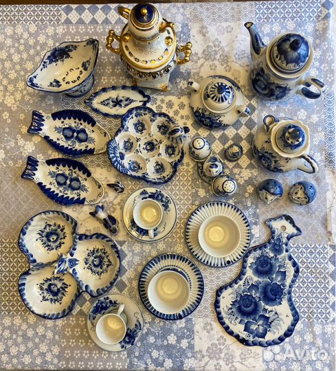 Фарфоровая посуда Гжель