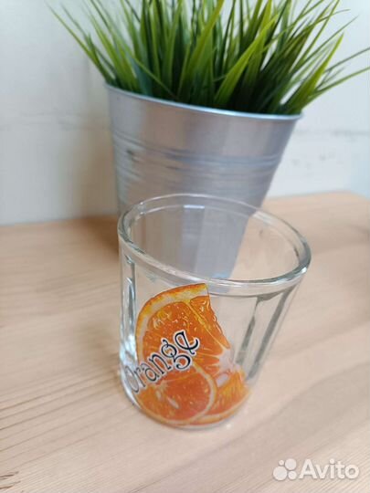 Стеклянные стаканы