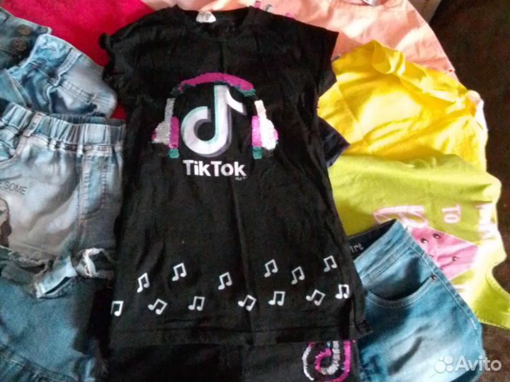 Одежда для девочки 122-128