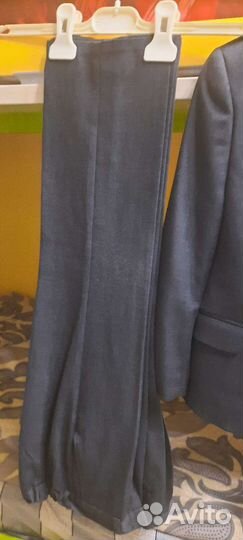 Школьный костюм + в подарок жилетка Batton Blue