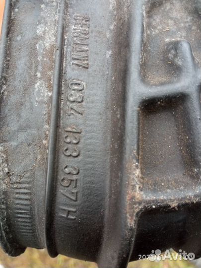 Патрубок воздушного фильтра Audi