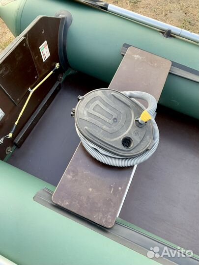 Лодка надувная двухместная под мотор Чирок 289К