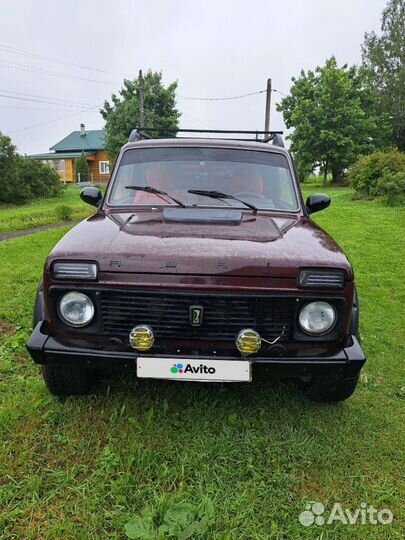 LADA 4x4 (Нива) 1.7 МТ, 2001, 235 000 км