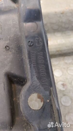 Рамка передняя Volkswagen Golf 4